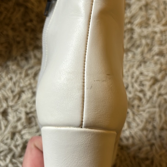 Short white heeled booties - Picture 5 of 5